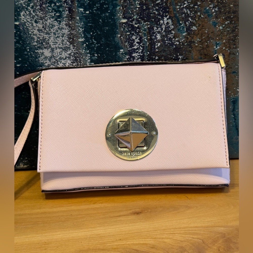 Kate Spade New York Newbury‎ Lane Sally Crossbody Bag in "Ballet Slipper Pink"